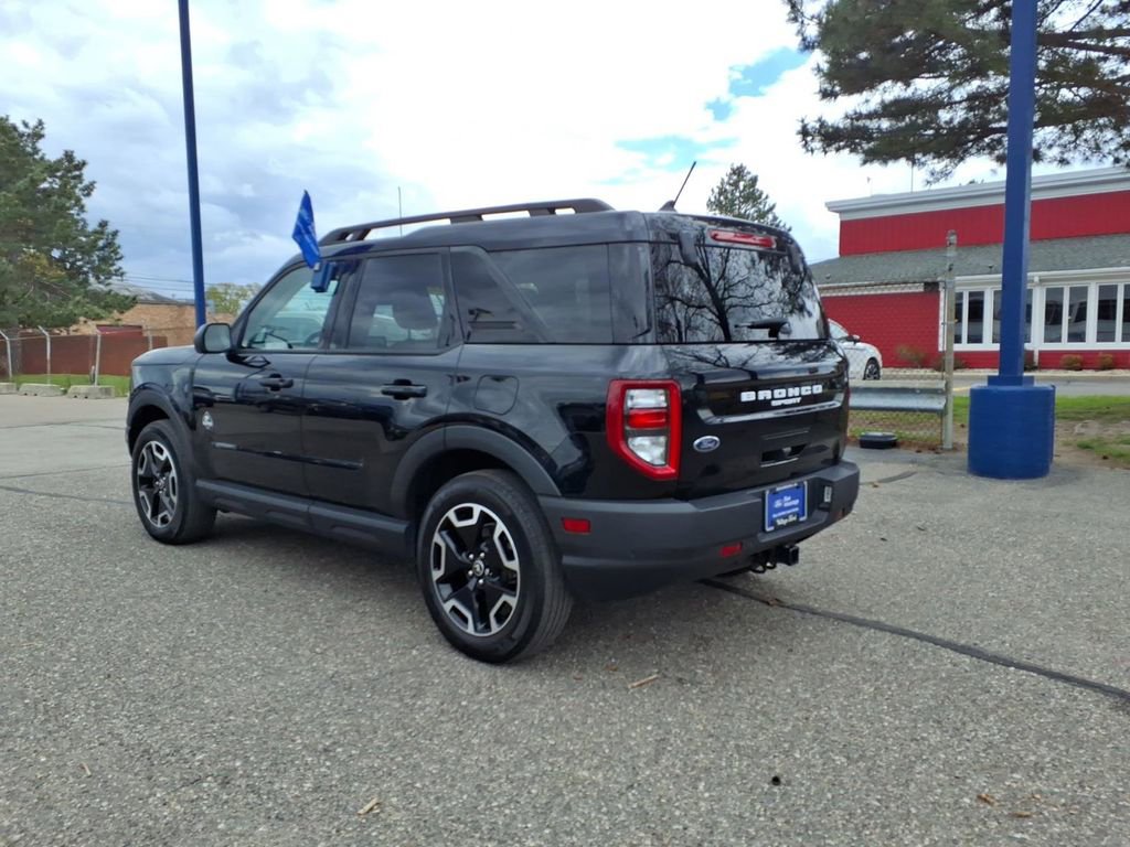 Certified 2022 Ford Bronco Sport Outer Banks w/ Tech Package AWD/4WD image 9