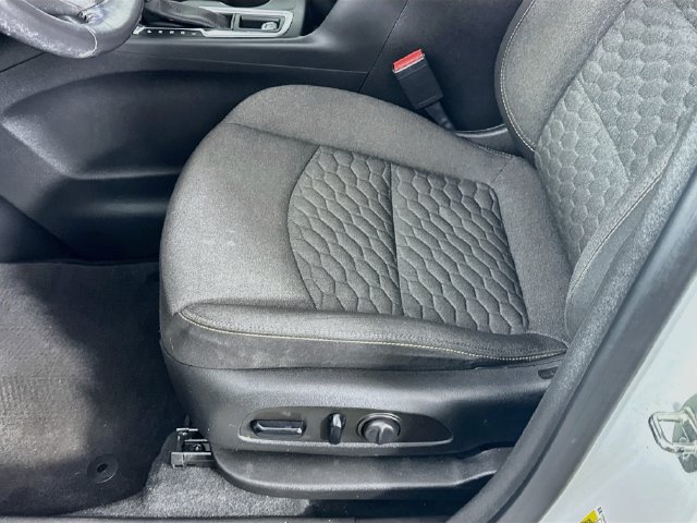 Used 2021 Chevrolet Equinox LT FWD image 25