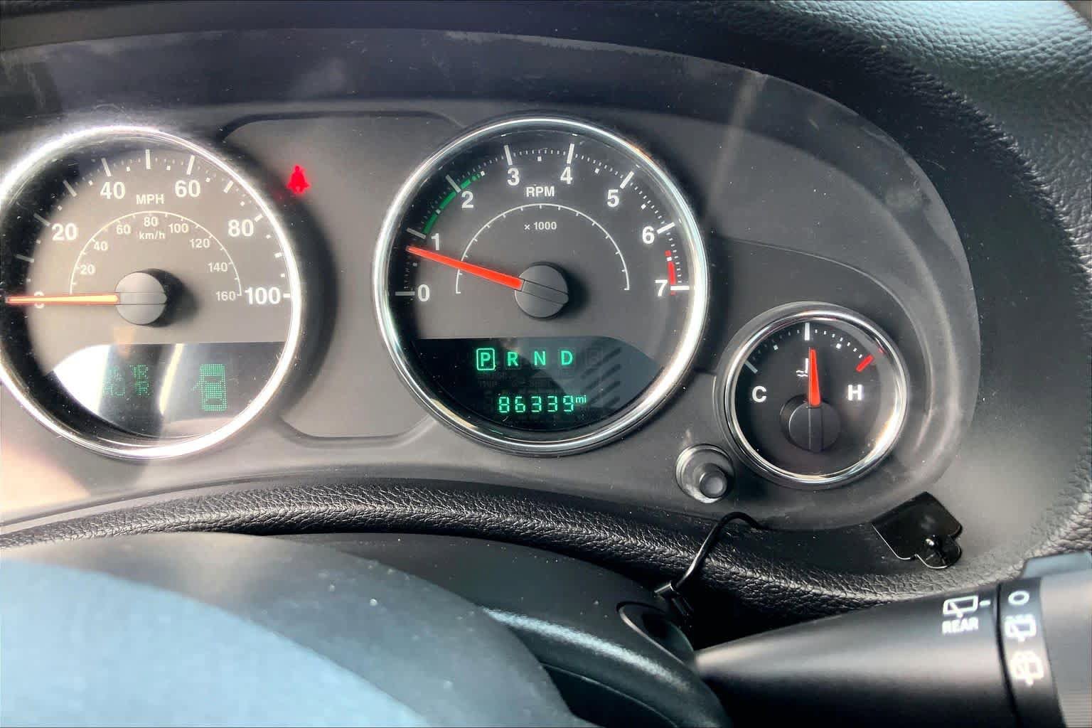 Used 2018 Jeep Wrangler Unlimited Rubicon w/ Connectivity Group AWD/4WD image 21