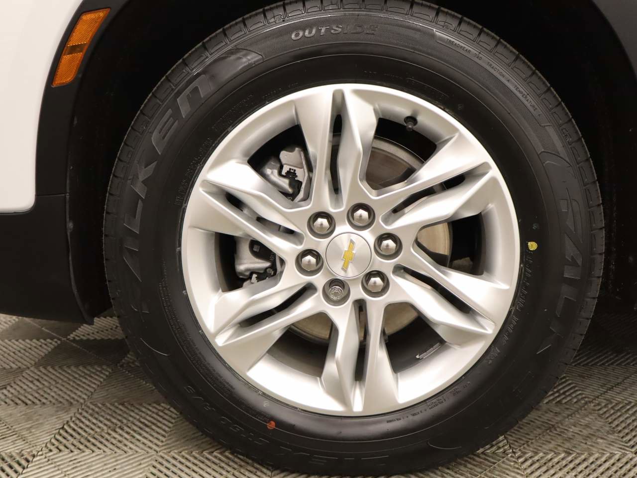 Used 2021 Chevrolet Blazer LT FWD image 6