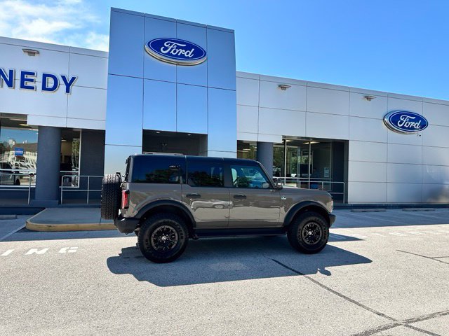 Certified 2025 Ford Bronco Outer Banks w/ Sasquatch Package AWD/4WD image 17
