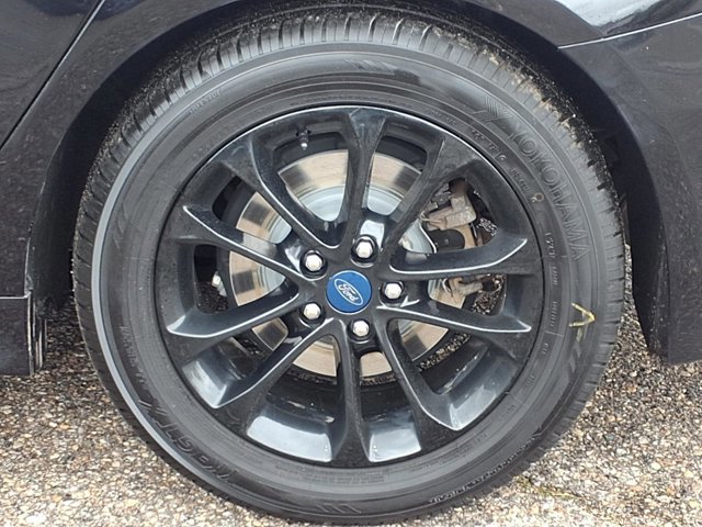 Certified 2020 Ford Fusion SE FWD image 26