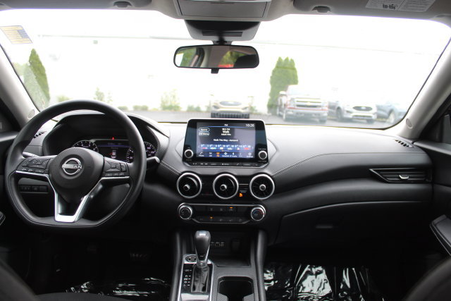 Used 2024 Nissan Sentra SV FWD image 7