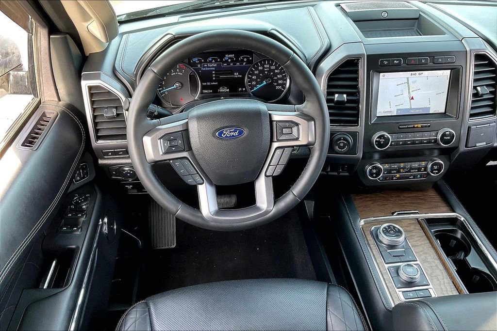 Certified 2021 Ford Expedition Platinum AWD/4WD image 4
