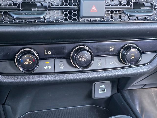 Used 2023 Honda HR-V LX image 16