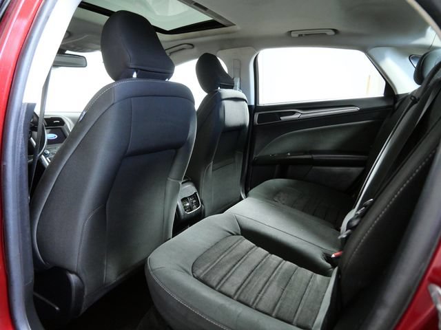 Certified 2020 Ford Fusion SE AWD/4WD image 14