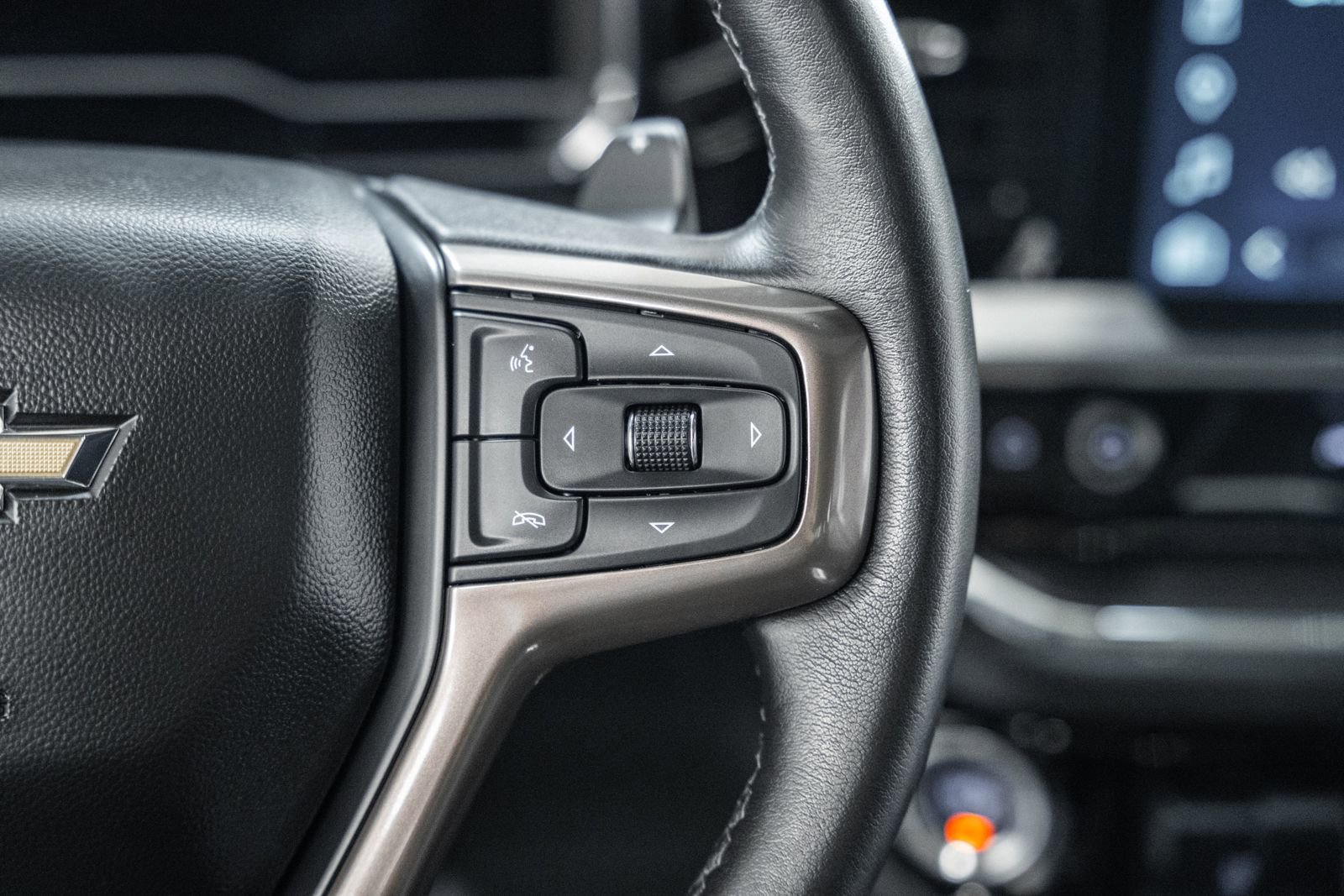 Used 2023 Chevrolet Silverado 1500 High Country w/ High Country Premium Package image 38