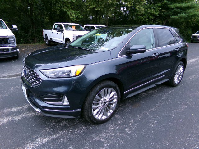 Certified 2022 Ford Edge Titanium w/ Equipment Group 301A AWD/4WD image 5
