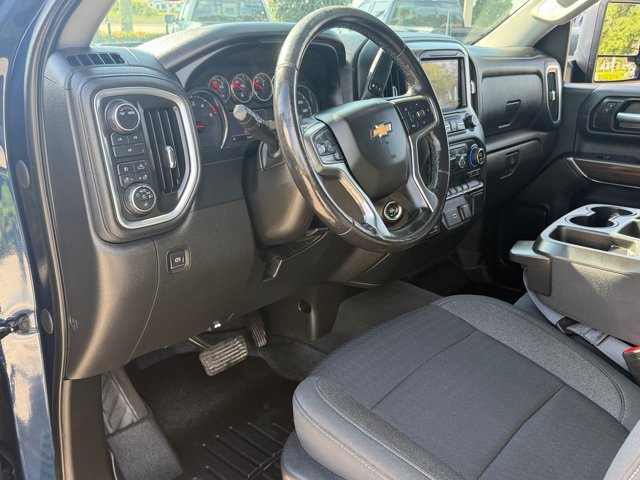 Used 2021 Chevrolet Silverado 2500 LT w/ Convenience Package AWD/4WD image 17