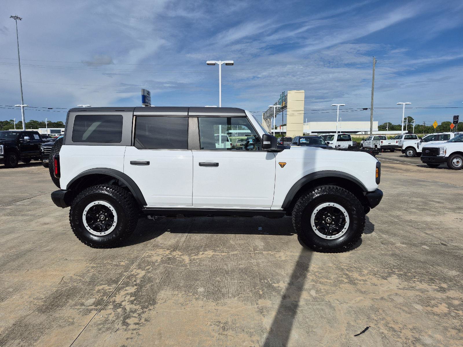 Certified 2024 Ford Bronco Badlands AWD/4WD image 15