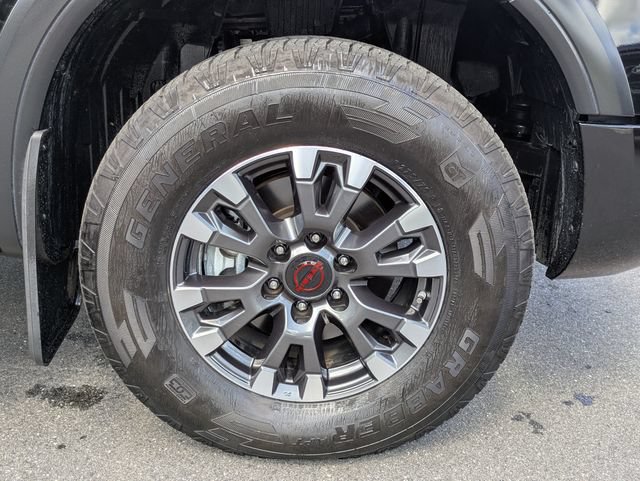 Used 2024 Nissan Titan PRO-4X w/ Pro-4x Convenience Package AWD/4WD image 11