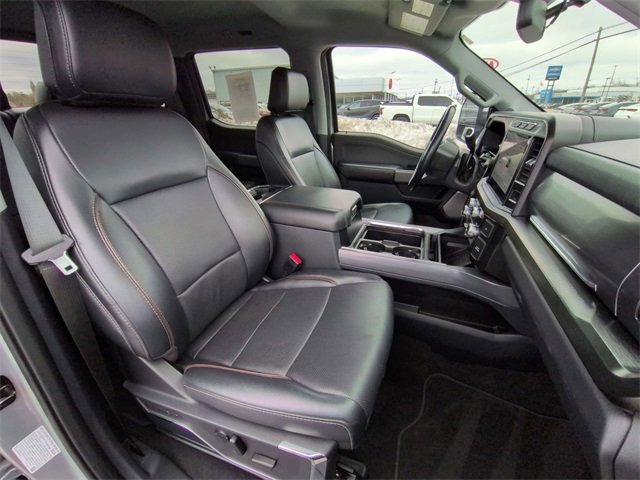 Certified 2024 Ford F350 Lariat w/ Chrome Package image 19