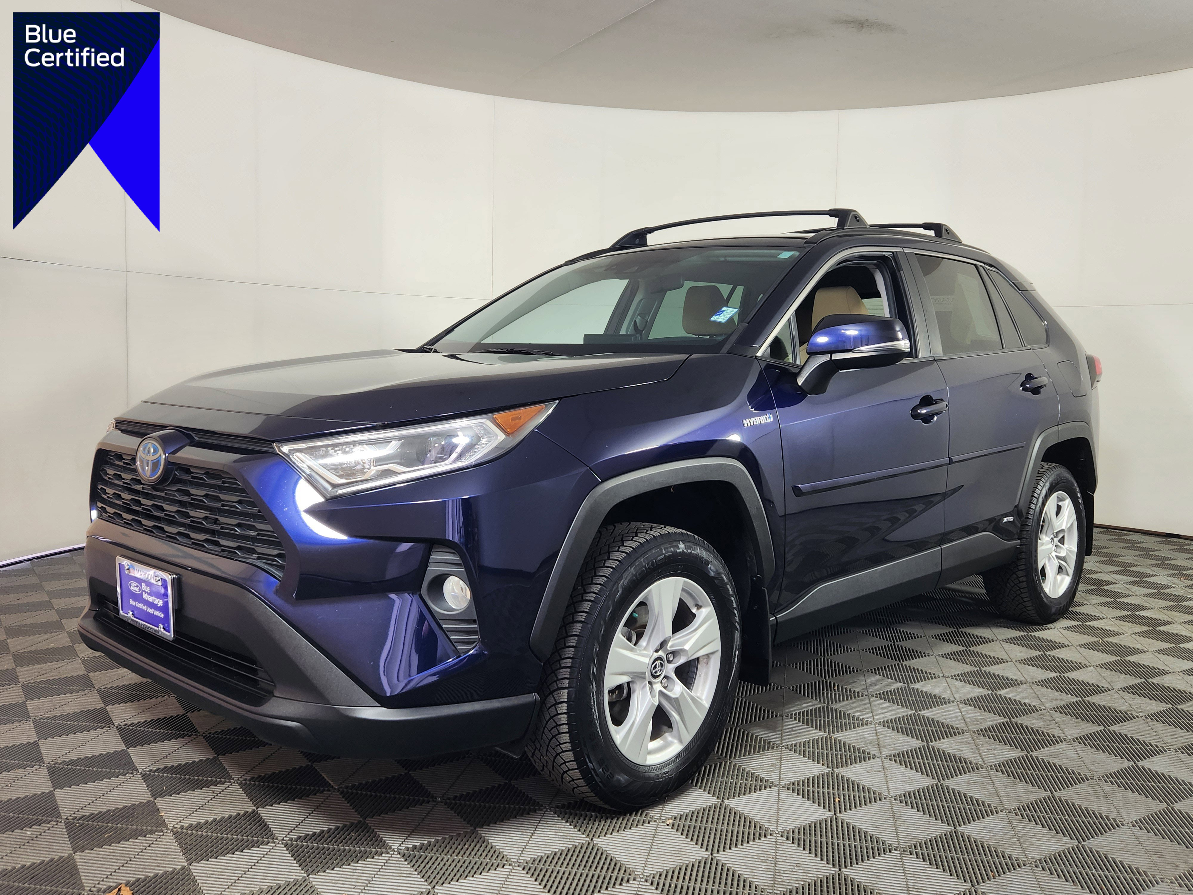 Used 2020 Toyota RAV4 XLE image 1