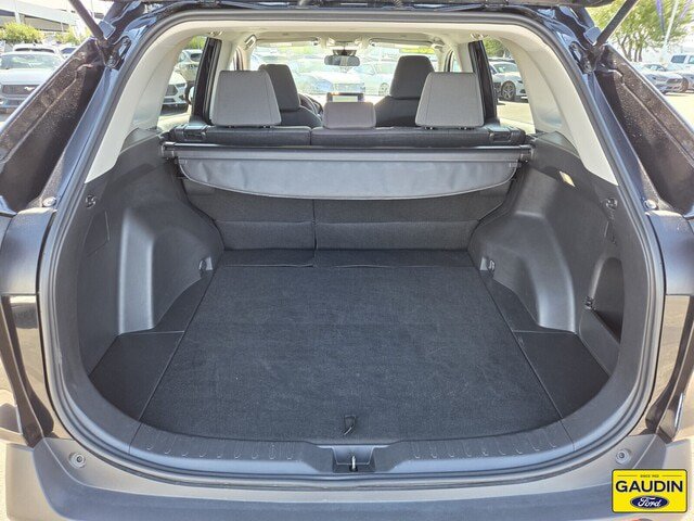 Used 2025 Toyota RAV4 XLE AWD/4WD image 14