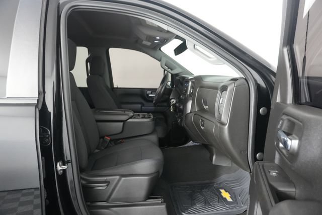 Used 2021 Chevrolet Silverado 2500 Custom w/ Custom Value Package AWD/4WD image 30