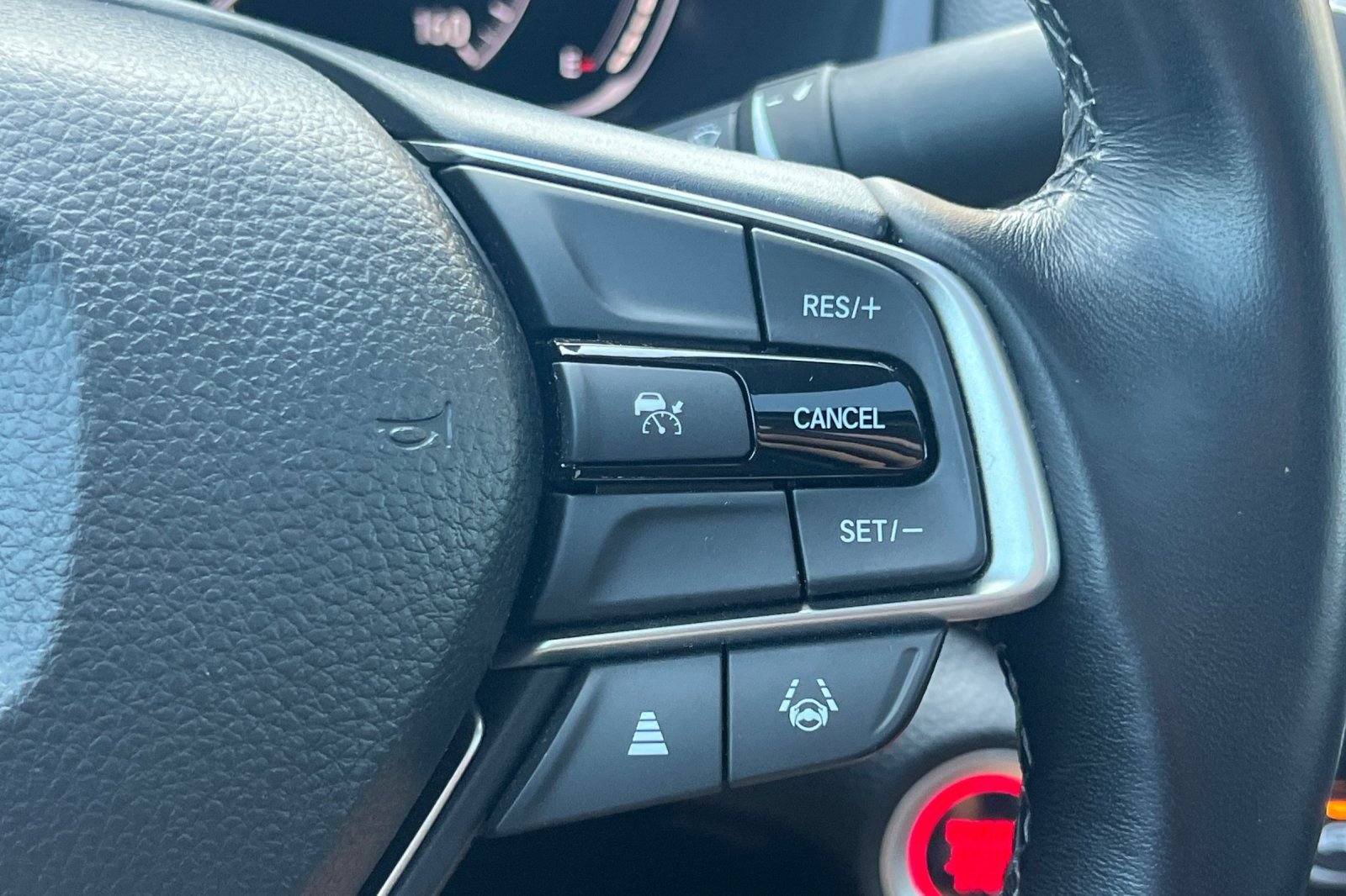Used 2022 Honda Accord EX-L image 34