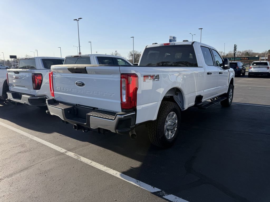 Certified 2024 Ford F350 XLT w/ FX4 Off-Road Package AWD/4WD image 2