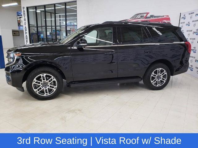 Certified 2025 Ford Expedition Active AWD/4WD image 4