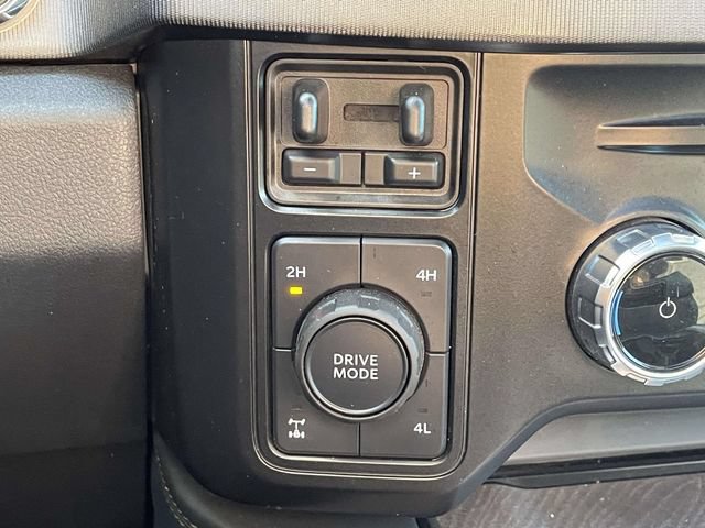 Certified 2024 Ford F250 Platinum w/ FX4 Off-Road Package AWD/4WD image 30