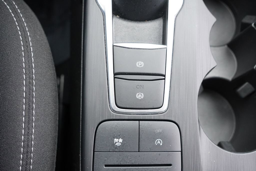 Certified 2025 Ford Escape Active image 25