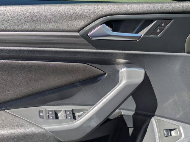 Used 2019 Volkswagen Jetta SEL FWD image 12