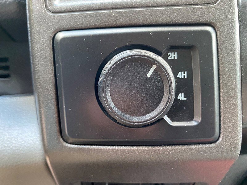 Certified 2022 Ford F550 4x4 Regular Cab Super Duty image 40