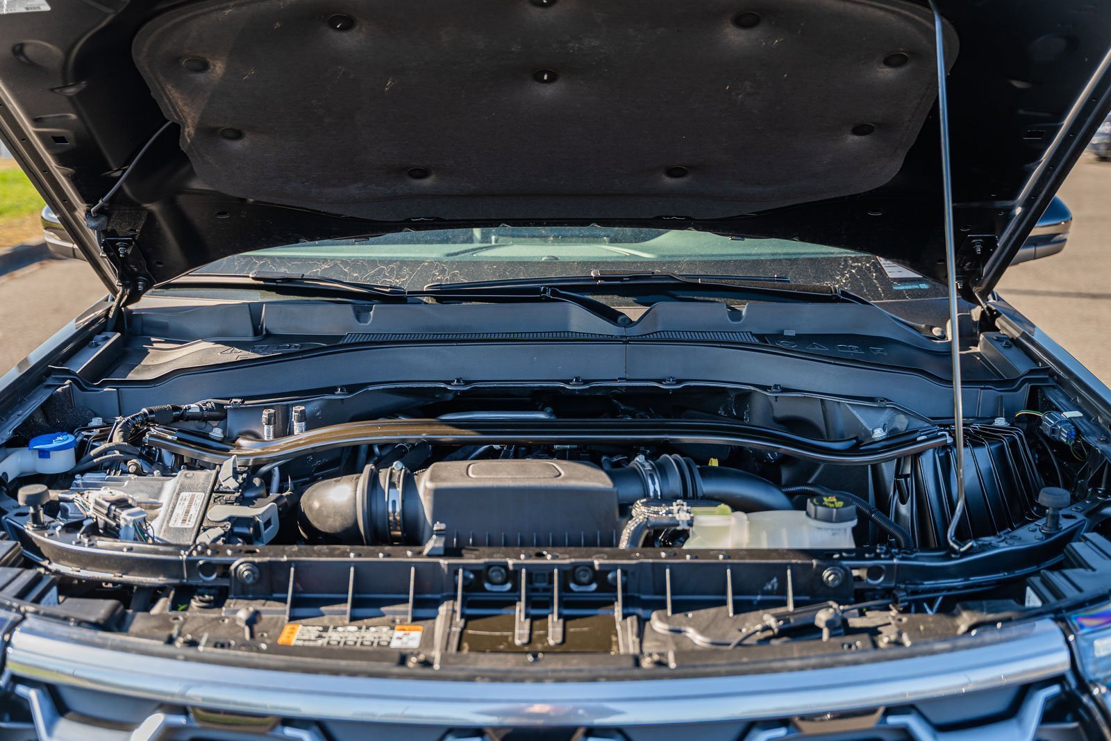 Certified 2025 Ford Explorer Platinum w/ Ultimate Package image 25