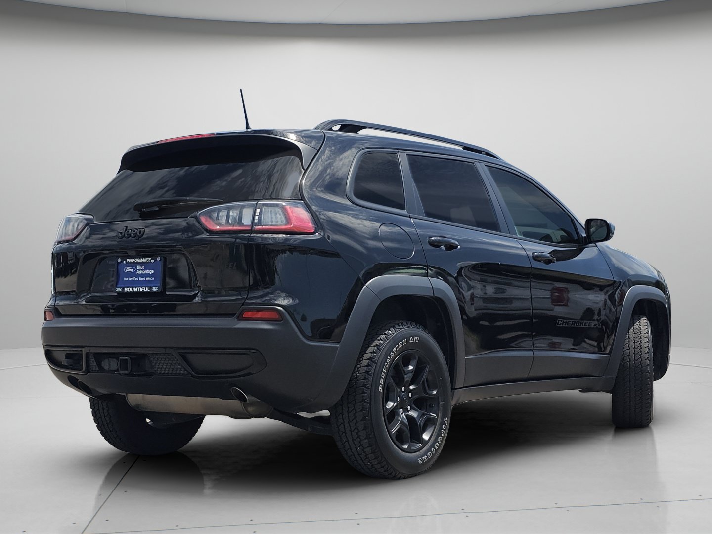 Used 2022 Jeep Cherokee Latitude w/ Trailer Tow Group AWD/4WD image 21