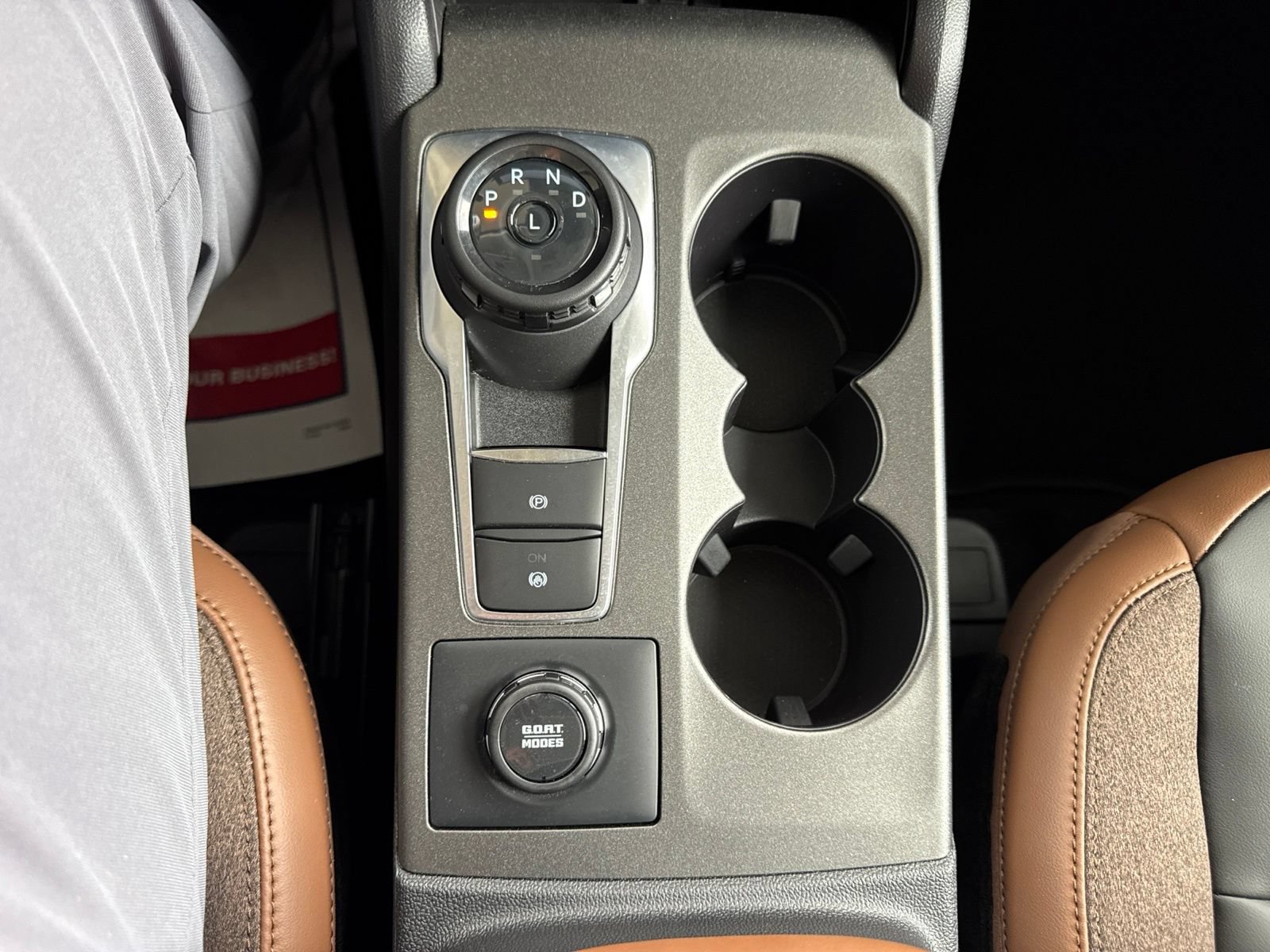 Certified 2025 Ford Bronco Sport Outer Banks w/ Outer Banks Tech Package+ AWD/4WD image 33
