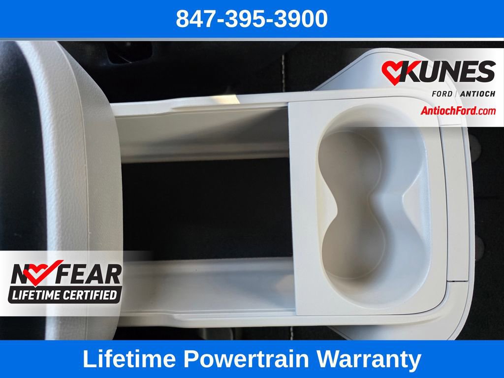 Used 2024 Chrysler Pacifica Touring-L image 60