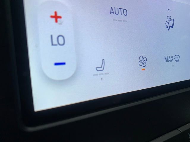 Certified 2022 Ford Edge SEL w/ Sport Appearance Package image 21