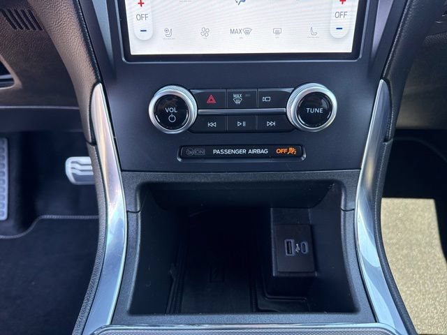 Certified 2024 Ford Edge ST w/ Equipment Group 401A AWD/4WD image 30