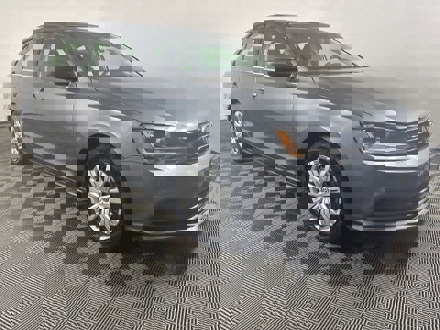 Used 2017 Volkswagen Jetta S image 1