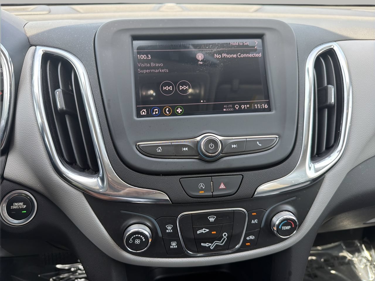 Used 2024 Chevrolet Equinox LS FWD image 20