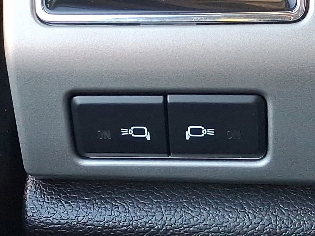 Certified 2021 Ford F350 Lariat w/ Lariat Value Package image 23