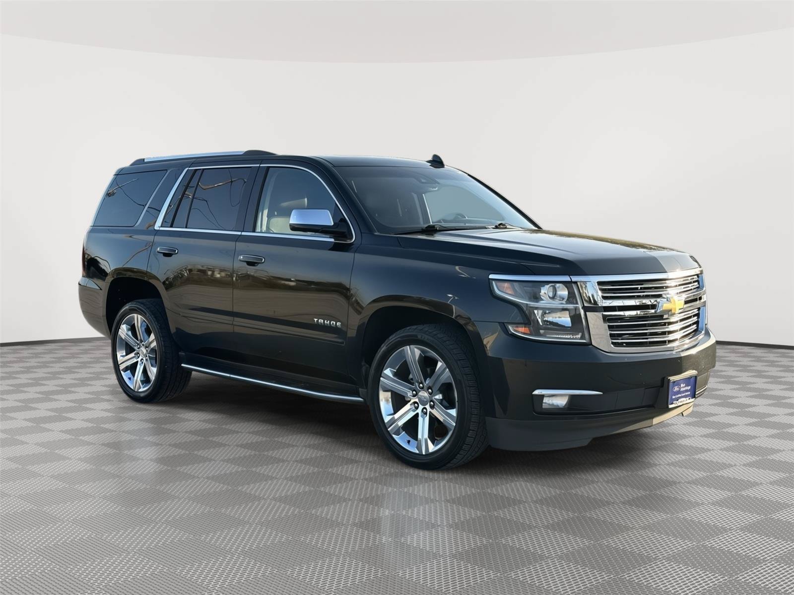 Used 2017 Chevrolet Tahoe Premier AWD/4WD image 5