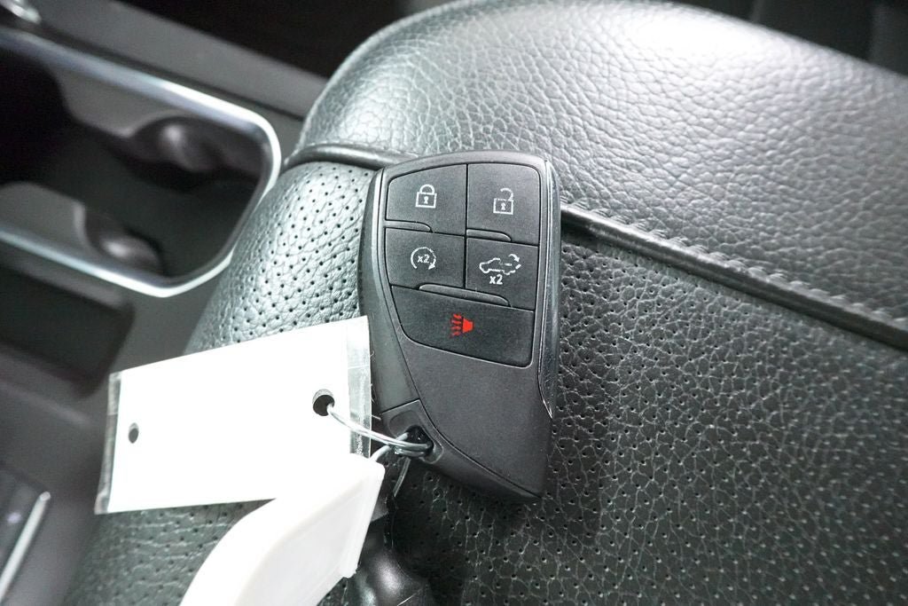 Used 2023 GMC Sierra 1500 Denali w/ Technology Package AWD/4WD image 23
