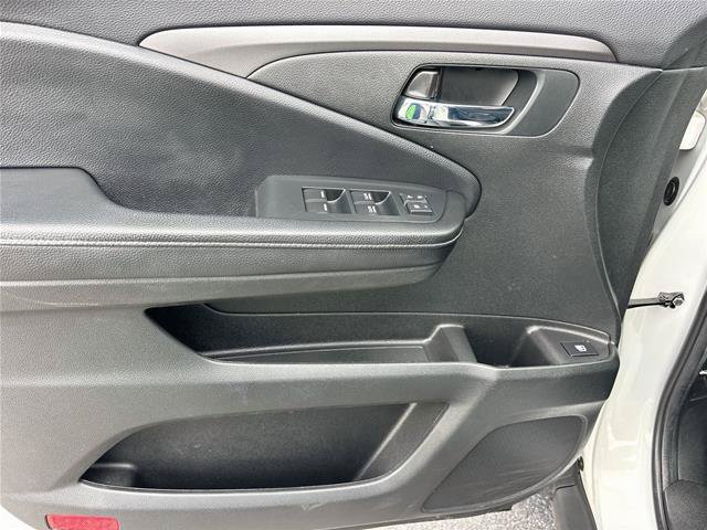 Used 2021 Honda Ridgeline Sport image 18