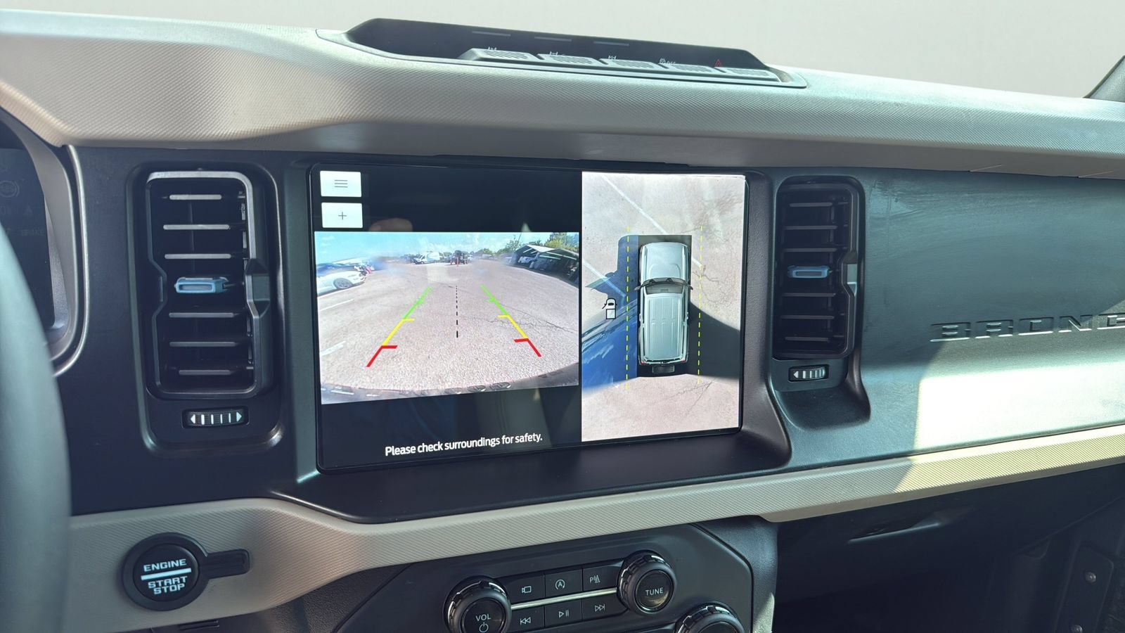 Certified 2023 Ford Bronco Wildtrak AWD/4WD image 18
