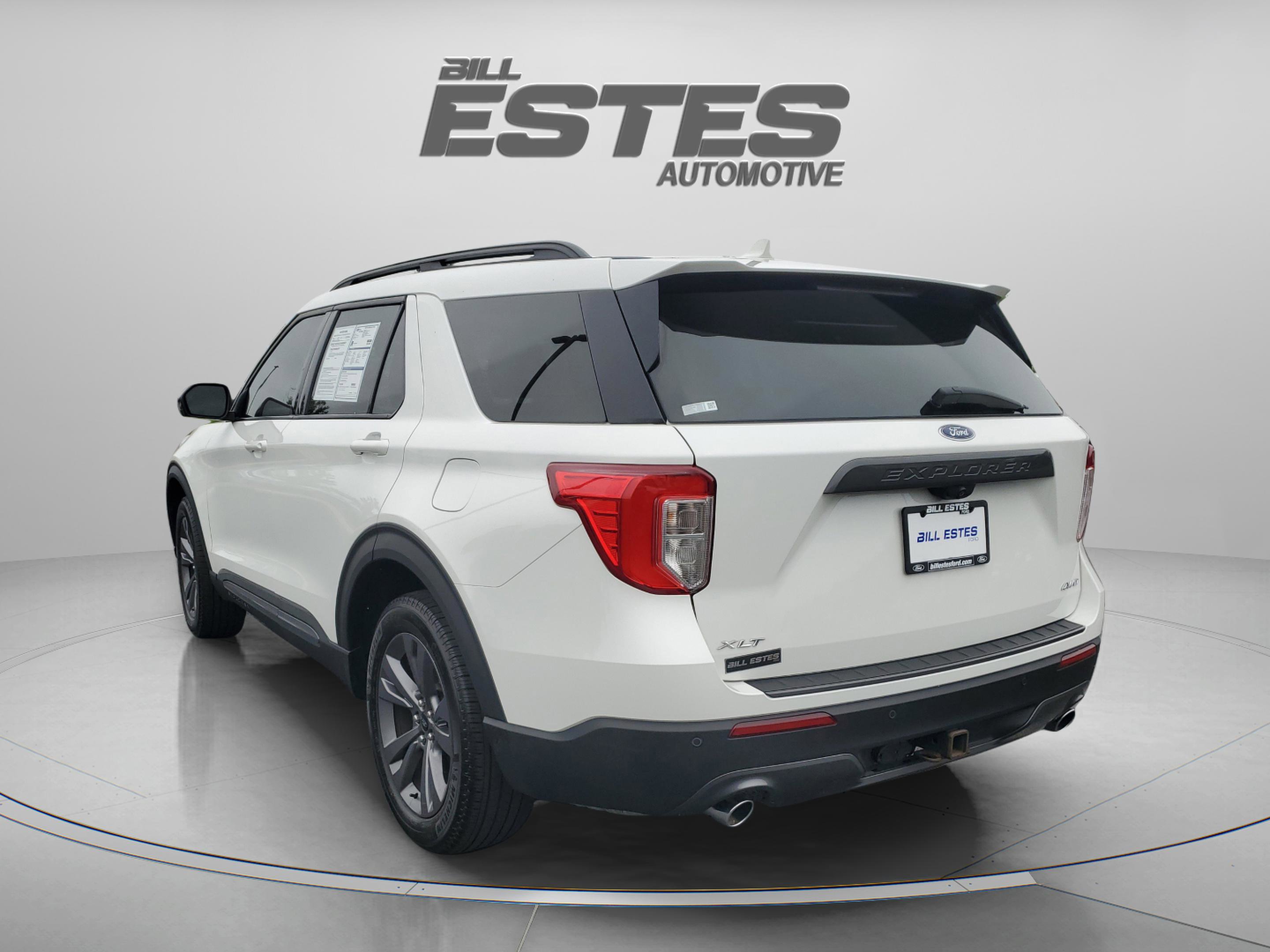 Certified 2023 Ford Explorer XLT w/ Equipment Group 202A AWD/4WD image 2