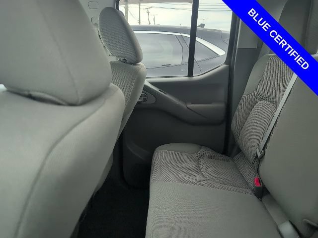 Used 2020 Nissan Frontier SV w/ Midnight Edition Floor Mats AWD/4WD image 5