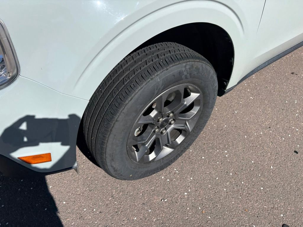 Certified 2022 Ford Maverick XLT w/ XLT Luxury Package image 11