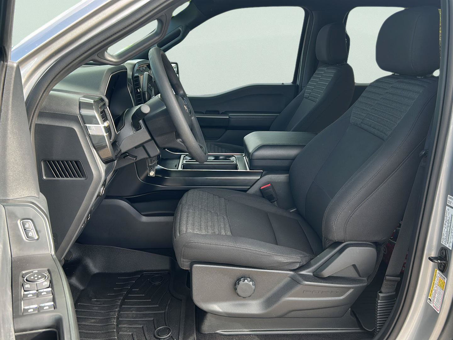 Certified 2022 Ford F150 XL w/ STX Appearance Package RWD image 7