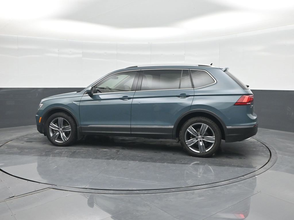 Used 2020 Volkswagen Tiguan SEL image 3