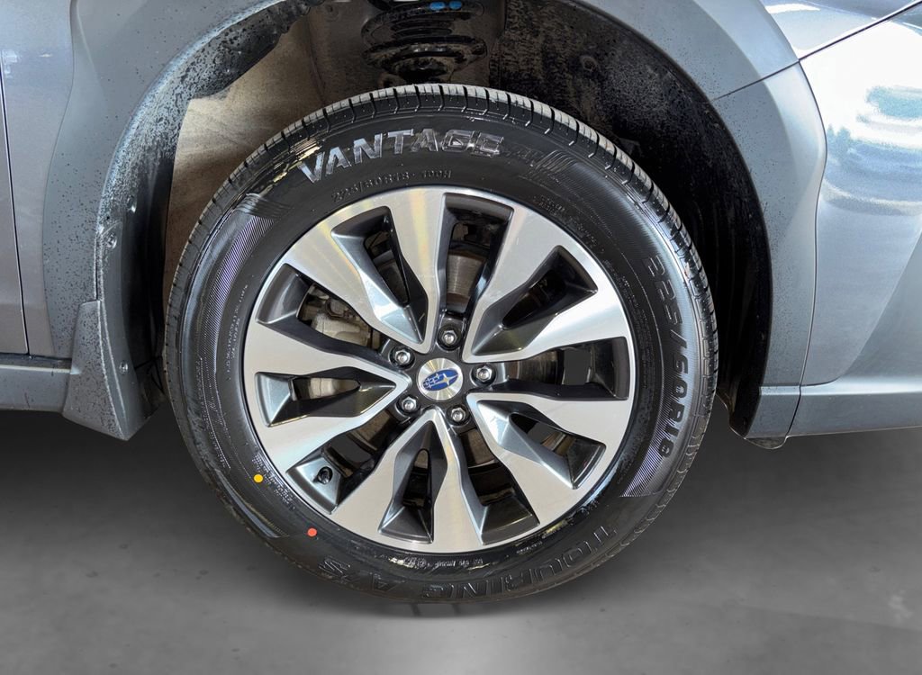 Used 2025 Subaru Outback Limited XT AWD/4WD image 21