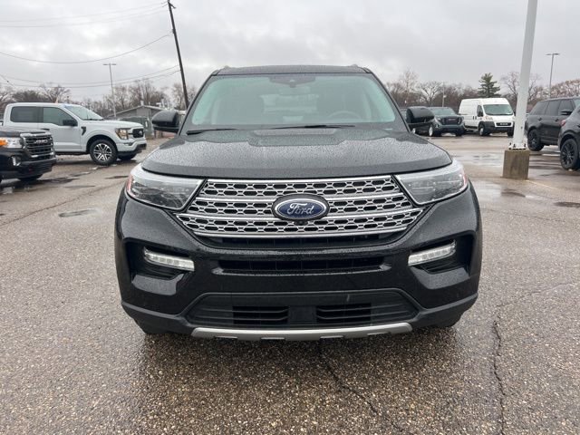 Certified 2022 Ford Explorer Limited w/ Limited Technology Package image 2