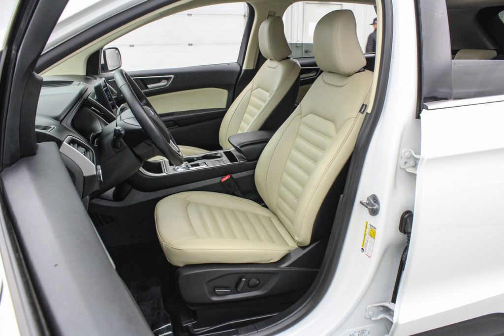 Certified 2023 Ford Edge SEL image 11