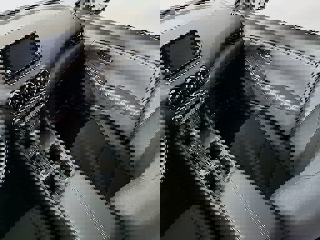 Used 2024 Nissan Sentra S image 14