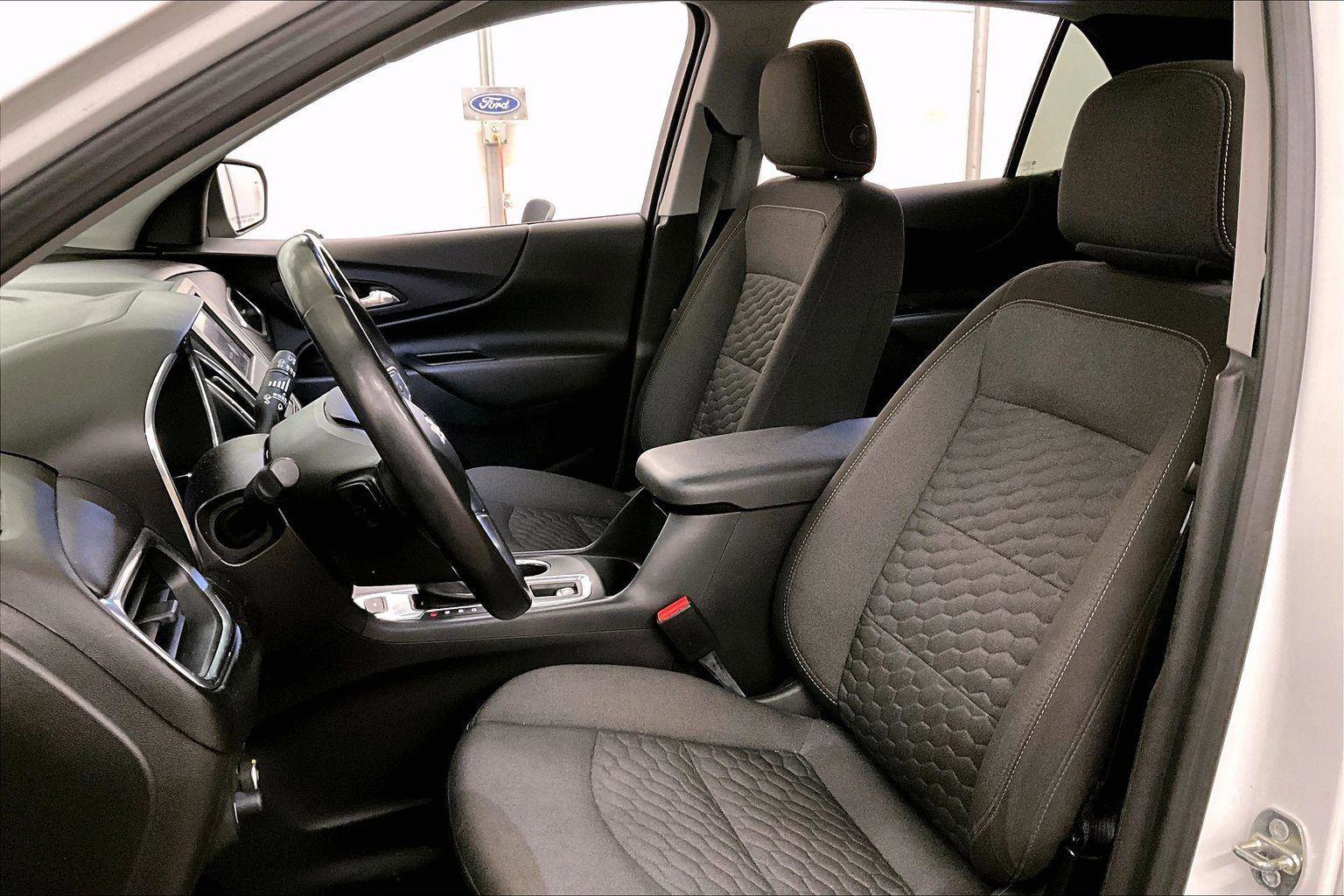 Used 2020 Chevrolet Equinox LT image 24