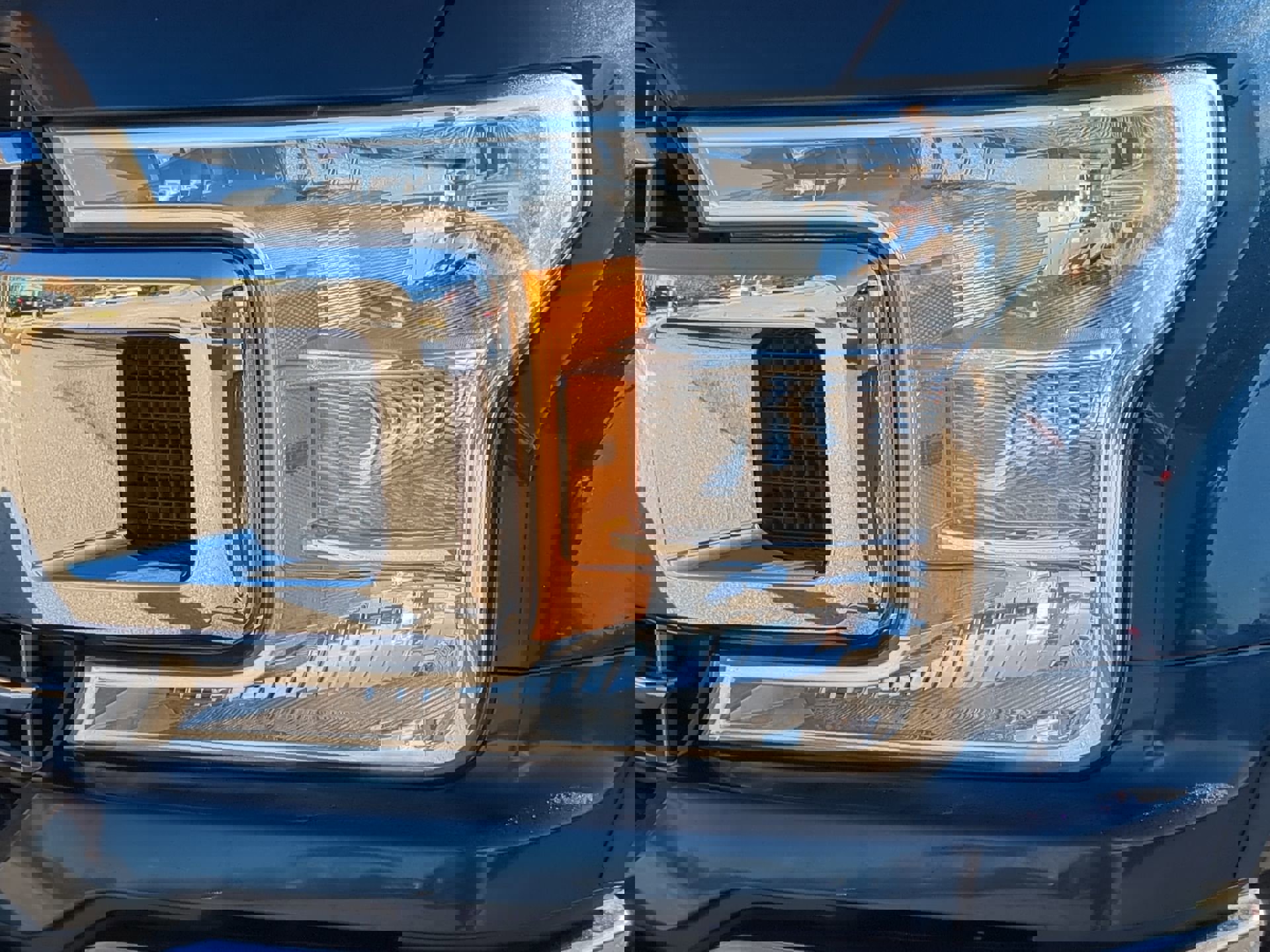 Certified 2019 Ford F150 XLT w/ Equipment Group 302A Luxury image 36